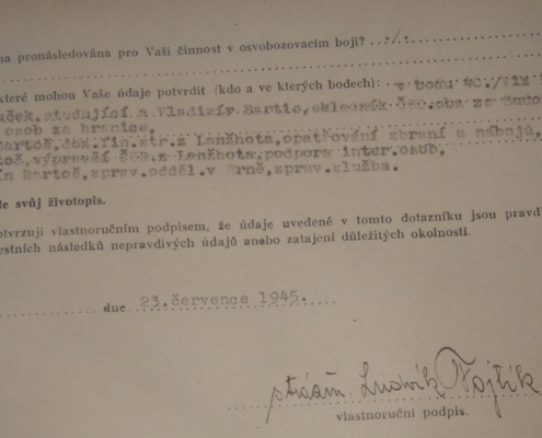 1945 - dotazník s otázkou ohledně možnosti dosvědčení skutečností z období 2. světové války - zdroj: Archiv bezpečnostních složek