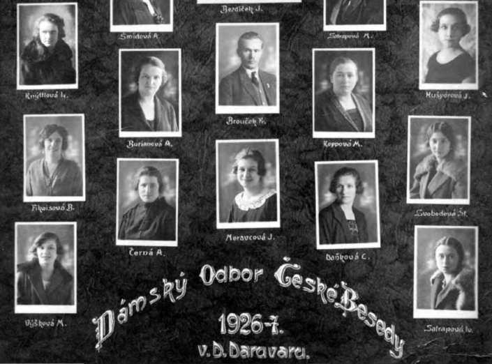 Skupinová fotografie Dámský odbor České Besedy 1926 - 1927 v Daruvaru, zdroj: Željko Podsedník, Jednota.hr