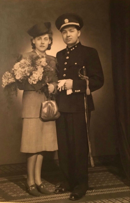 Svatební fotografie Augustina Krejčího, 40. léta, zdroj: Lukáš Krejčí